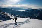 Salita da Oneta a Cima Grem su un percorso già ben innevato e tracciato da molti scialpinisti sabato 4 dicembre 2010 - FOTOGALLERY